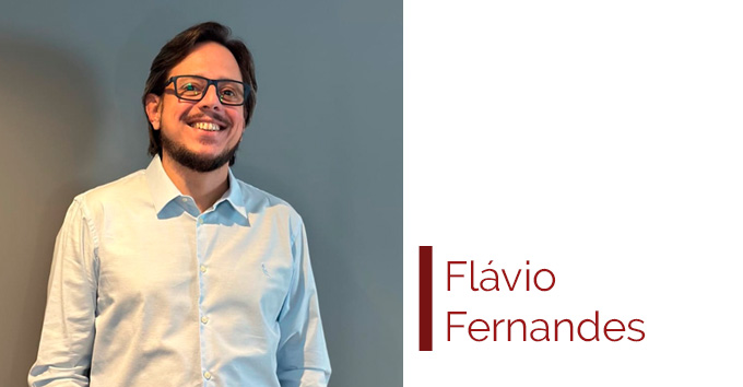 São Paulo, 01 de dezembro de 2025 - A Accor, líder global em hospitalidade, avança em seu plano contínuo de renovação dos hotéis, com reformas em unidades de diversas marcas de seu portfólio no Brasil, oferecendo espaços mais atuais, eficientes e conectados com as novas demandas dos viajantes e da vida urbana. Em São Paulo, três hotéis da família ibis foram modernizados e receberam novos conceitos gastronômicos, parte da estratégia de Entretenimento, Alimentos & Bebidas (E&A&B) do Grupo, que visa atrair o público externo e posicionar os hotéis como pontos de convivência e encontros. Esse movimento acompanha uma agenda mais ampla da Accor, que hoje conta com dezenas de projetos em andamento em suas unidades no país, com atualização de design e implantação de novos espaços sociais em hotéis de cidades como São Paulo, Uberlândia, Belo Horizonte, São Luís e Campo Grande.  Os hotéis ibis São Paulo Paulista, ibis budget São Paulo Jardins e ibis budget São Paulo Paulista receberam investimentos para remodelações, que chegaram a R$16,2 milhões, feitos pelos investidores parceiros responsáveis pelas unidades.  Lara Teixeira, Sênior Vice-Presidente de Design & Serviços Técnicos da Accor nas Américas, comenta sobre as reformas: “Estamos em um ciclo robusto de atualização dos nossos hotéis, trazendo projetos arquitetônicos mais atuais, espaços de convivência melhor integrados e novas propostas gastronômicas. Esse movimento fortalece a competitividade das nossas marcas e acompanha a evolução do viajante contemporâneo”.     FOTO: Sponta Pizza Bar do ibis São Paulo Paulista   No ibis São Paulo Paulista, os investidores da unidade aportaram R$ 4,3 milhões na renovação completa do térreo, incluindo lobby, recepção, restaurante, bar, mezanino, banheiros e áreas de back office. Além disso, o hotel inaugurou o novo Sponta Pizza Bar, que serve pizzas napolitanas, drinks e faz parte dos 24 conceitos gastronômicos originais da rede. O espaço, aberto ao público, conta com entrada independente pela Avenida Paulista. O ibis Kitchen, restaurante do hotel, também foi totalmente modernizado e já apresentou crescimento expressivo - a média de 40 almoços por dia útil em 2023 saltou para 166 em setembro de 2025. Desse total, 90% são profissionais de empresas da região, reforçando o potencial do hotel como ponto gastronômico para o público corporativo local. À noite, a demanda é predominantemente de hóspedes.     FOTO: Sponta Pizza Bar do ibis budget São Paulo Jardins   O ibis budget São Paulo Jardins também recebeu um Sponta Pizza Bar, com acesso direto pela Avenida Nove de Julho, além de remodelação das áreas sociais e renovação dos apartamentos. O projeto teve um investimento total por parte dos proprietários de R$ 5,9 milhões e trouxe um layout otimizado, mobiliário atualizado e uma proposta mais fluida de convivência, fortalecendo o hotel como opção prática, jovem e conectada ao ritmo do bairro.      FOTO: B/Side do ibis budget São Paulo Paulista   Já o ibis budget São Paulo Paulista concluiu a modernização integral de suas áreas sociais e dos 399 apartamentos, resultado de um aporte de R$ 6 milhões realizado pelos investidores para renovar as áreas comuns e apartamentos. O hotel recebeu ambientação renovada, novo mobiliário e melhorias estruturais que elevam o conforto e a funcionalidade. Diferentemente das outras duas unidades, o ibis budget Paulista recebeu o B/Side, também parte dos conceitos gastronômicos originais da rede, que serve hambúrgueres e bowls, ampliando ainda mais a oferta gastronômica para hóspedes e visitantes.  Olivier Hick, Chief Operating Officer da Accor Brasil, destaca como E&A&B se tornou um pilar central na estratégia da rede: “Os viajantes buscam cada vez mais hotéis que ofereçam estruturas completas, com espaços de convivência bem resolvidos, conceitos gastronômicos de qualidade e opções de entretenimento. Isso torna o hotel mais atraente para experiências, encontros e momentos sociais, e não apenas um lugar para dormir. Nossa estratégia reforça esse caminho, oferecendo mais valor e ampliando a atratividade dos nossos empreendimentos”.  Com essas entregas, a Accor fortalece sua presença nas regiões mais estratégicas de São Paulo e acelera a atualização de suas marcas econômicas, unindo design, operações mais eficientes e propostas gastronômicas capazes de atrair diferentes públicos.