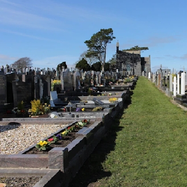 Fundo imobiliário de cemitério está entre os mais rentáveis