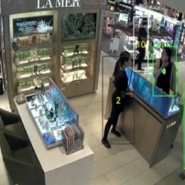 Plataforma de IA em câmeras CFTV detecta violação de protocolos contra Covid-19