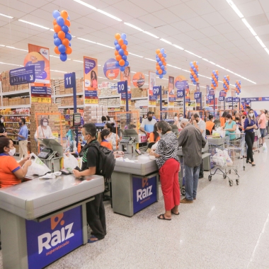 Lopes Supermercados reforça planos de expansão