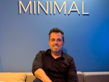 Minimal renova seu showroom e inaugura um espaço-manifesto de design e pertencimento