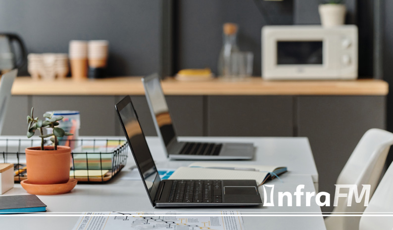 Retorno ao escritório: produtividade acompanha a presença?