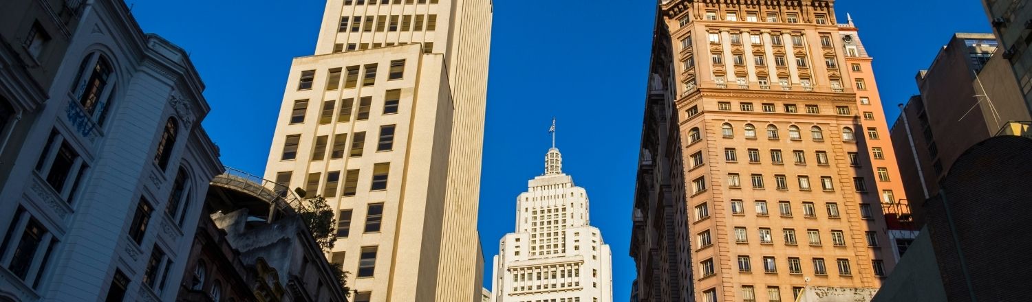 Prefeitura de São Paulo sanciona lei que propõe incentivos fiscais para retrofit de prédios 
