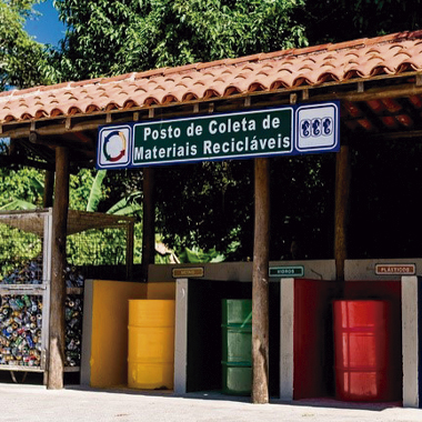 Riviera de São Lourenço coleta 467 toneladas de resíduos em um ano