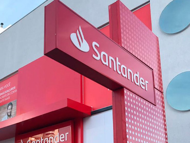 Sede própria ou escritório alugado: o que está por trás da decisão imobiliária do Santander?