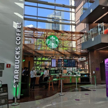 Sede da Vivo ganha loja da Starbucks