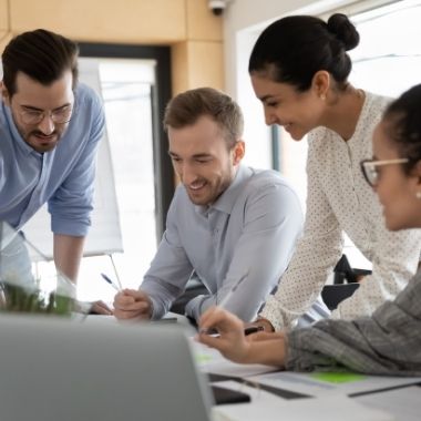 Trabalhadores mais exigentes com Limpeza e Alimentação